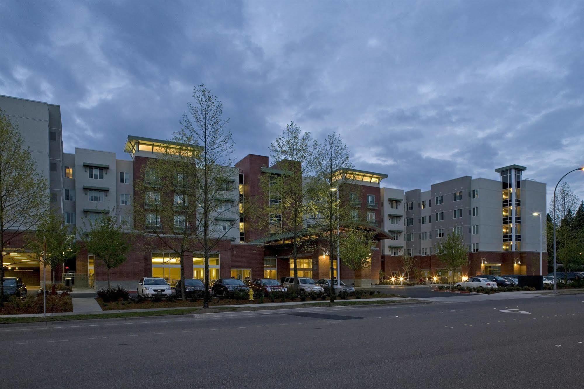 Hyatt House Seattle Bellevue Hotel Exterior photo